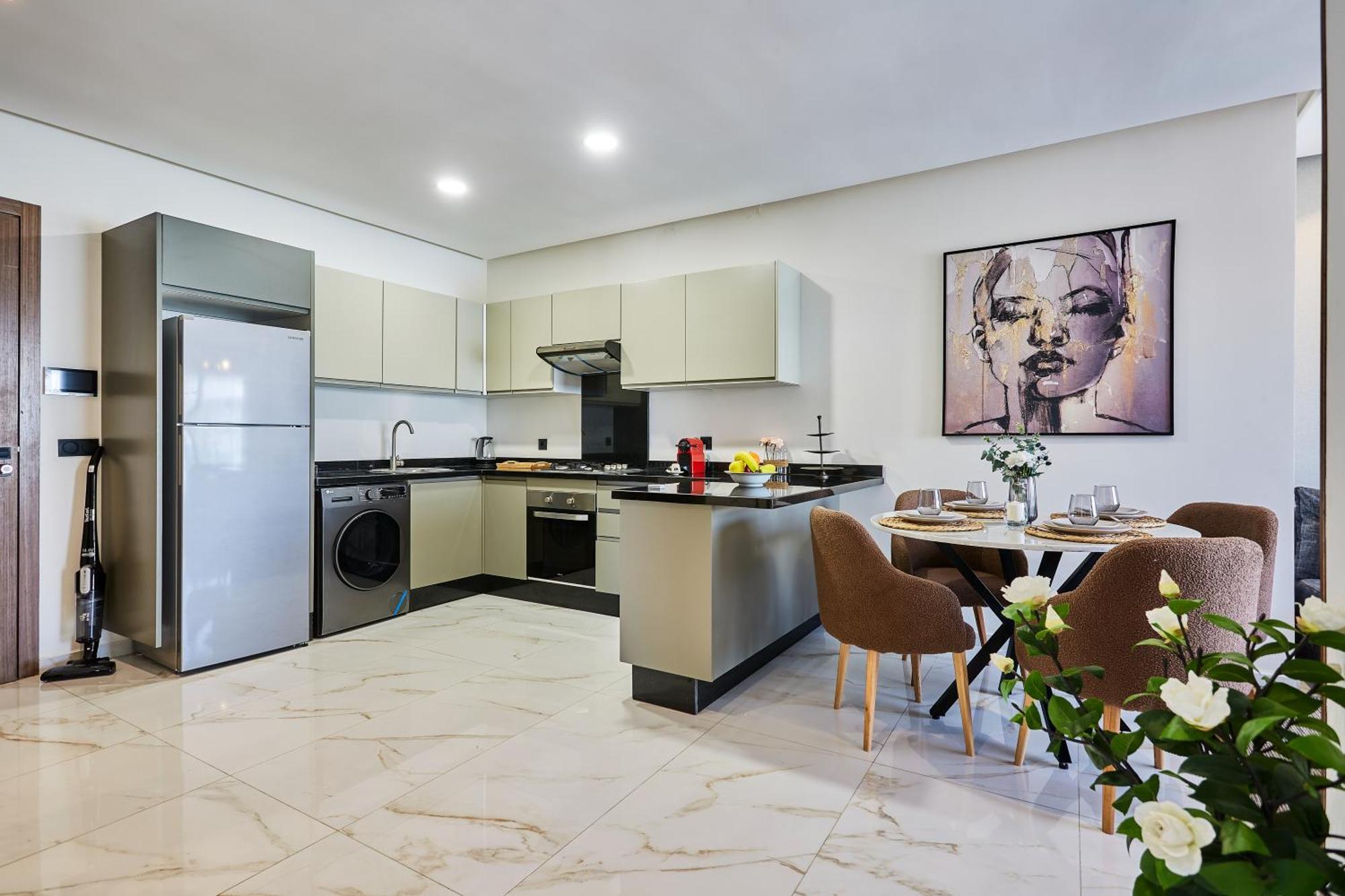 Sleek And Modern 2-Bed Unit In Downtown Casa Lejlighed Casablanca Eksteriør billede
